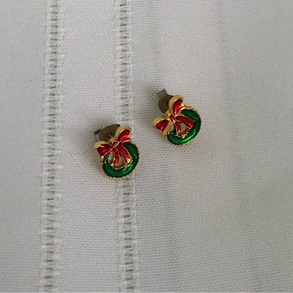 Vtg Red and Green Enamel Wreath Earrings - Picture 1 of 9